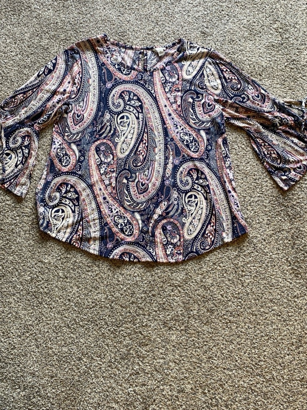 Cato Women’s Paisley Bell-Sleeve Top in Navy and Pink Size Medium